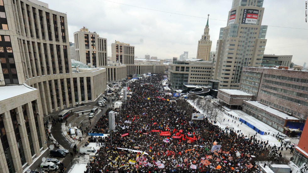 Protesters take to Moscow streets, calling for fair elections