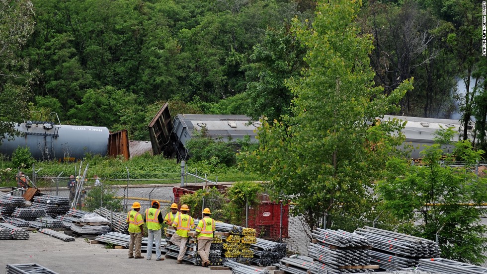 Freight Train Derails After Colliding With Truck In Maryland - Cnn.com