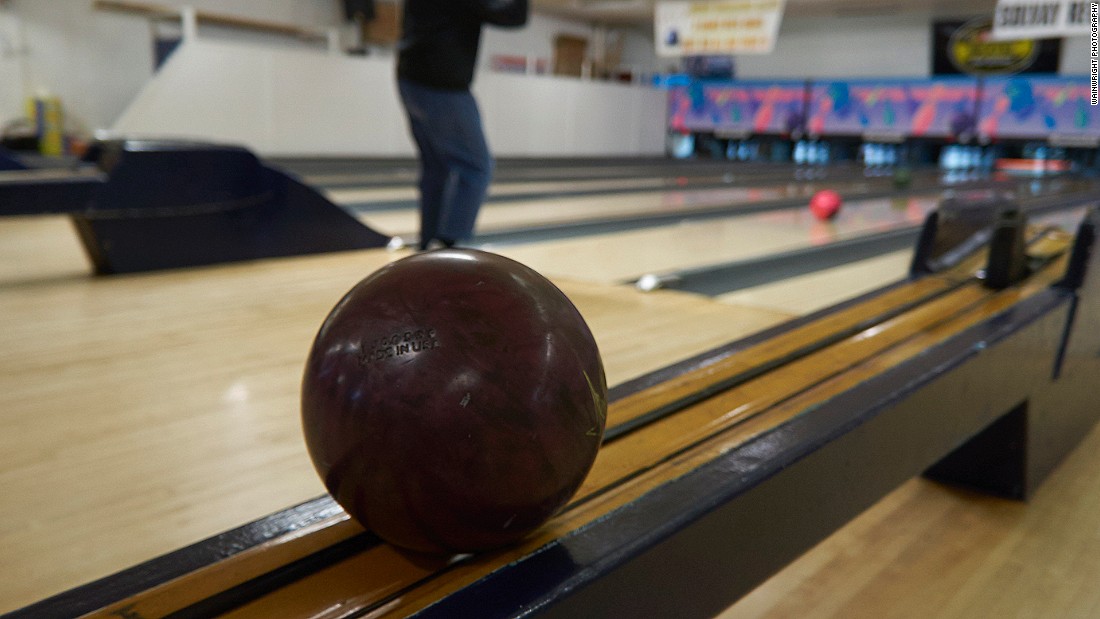 Americas Best Old Fashioned Bowling Alleys