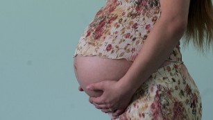 Can women get pregnant at 46 years old?