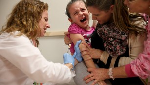 Texas lawmakers spar over &#39;anti-vaccine measure&#39;