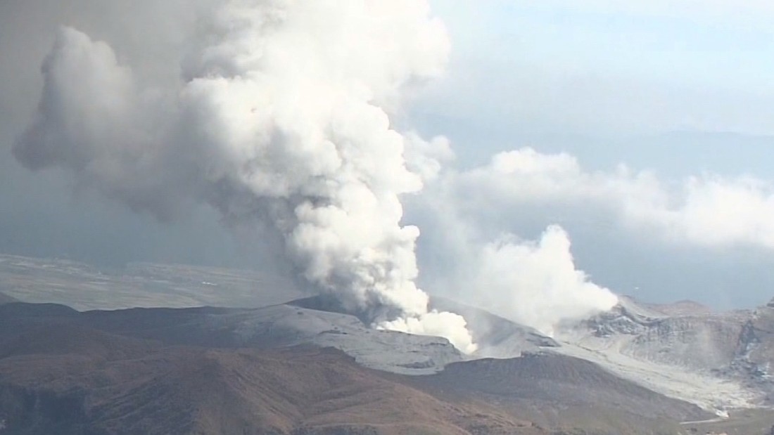 recent volcano eruption in japan