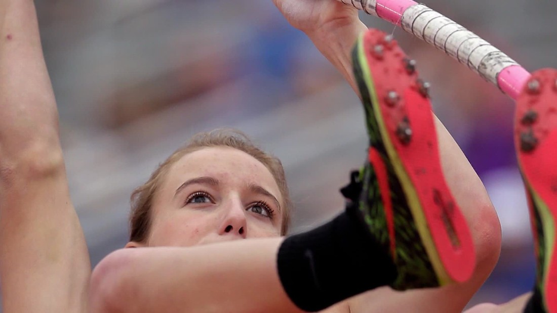 The sky's the limit for blind pole vaulter