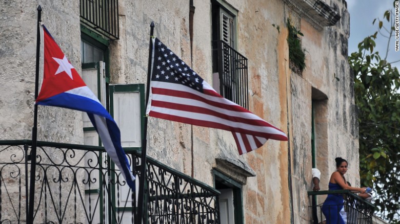 suspected acoustic attack on US embassy staff in Cuba photos ile ilgili görsel sonucu