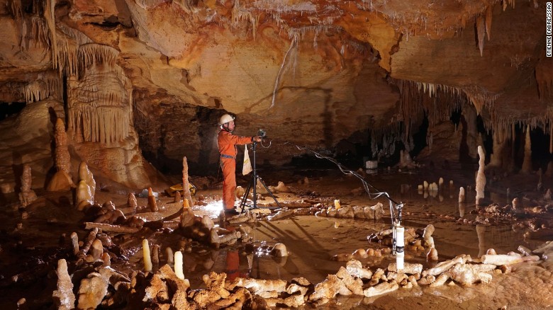 Neanderthal Cave Structures: Structures Built By Early Humans ...