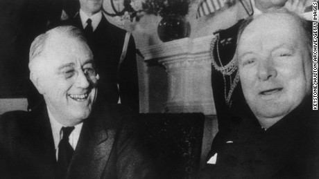 US President Franklin D. Roosevelt (1882 - 1945, left) with British Prime Minister Winston Churchill (1874 - 1965) at the White House, Washington DC, December 1941. (Photo by Keystone/Hulton Archive/Getty Images)