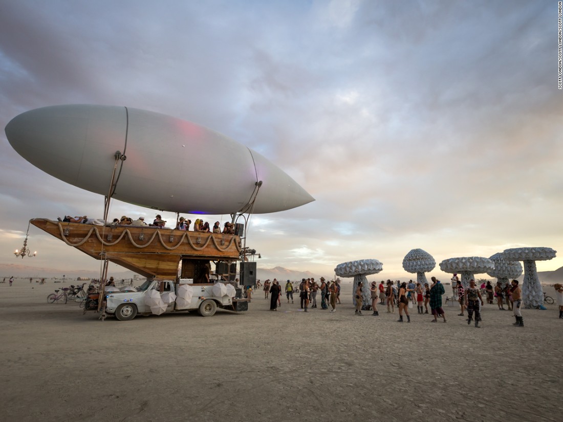 &quot;This steampunk airship was built by the Airpusher Collective, a Bay Area theme camp. Captained by DJ Edmundo Landgraf, it doubles as a mobile sound system and venue for impromptu dance parties.&quot;