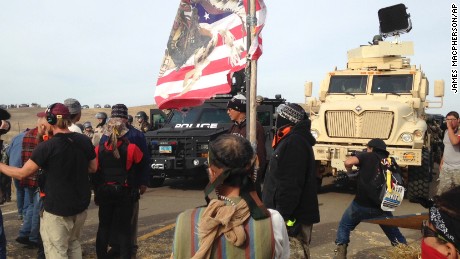 Police remove pipeline protesters