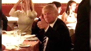 Trump ditches press pool, goes out for dinner