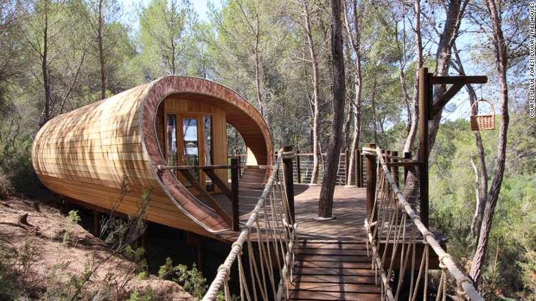 Fibonacci Tree House designed and built by Blue Forest