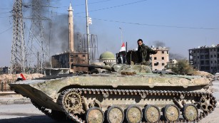 Aleppo rebels band together as Syrian regime tears through city