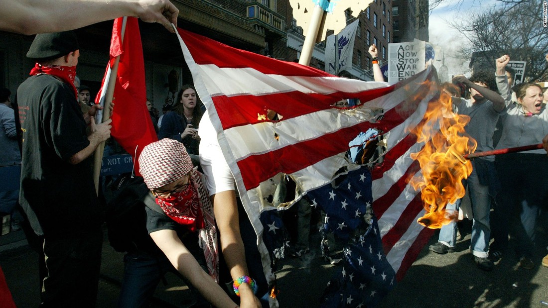 2016 gay flag burning