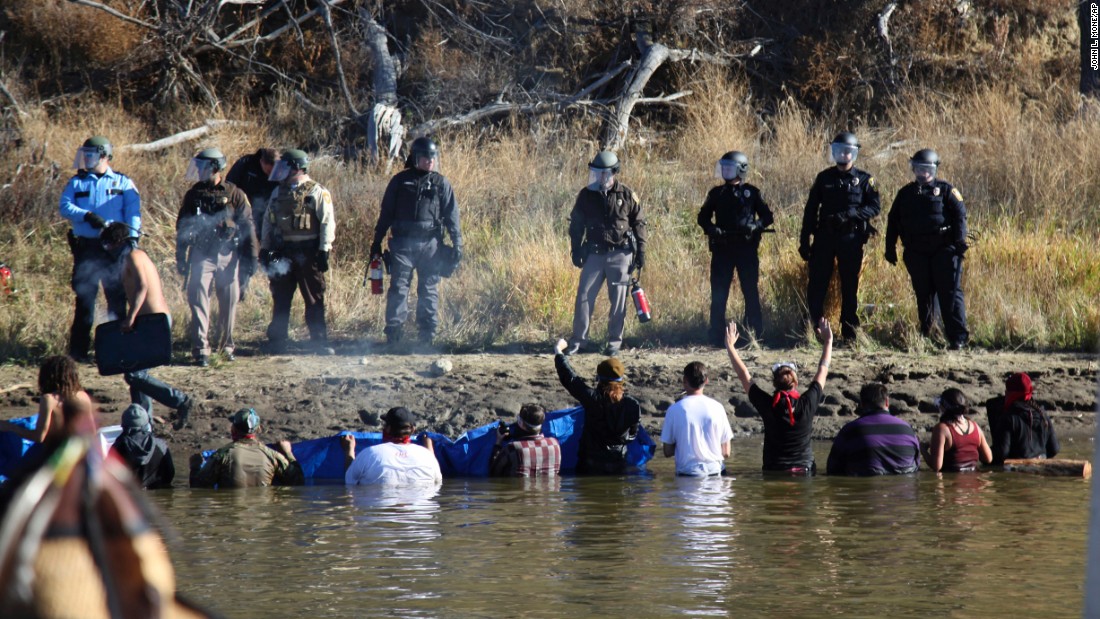 Not All The Standing Rock Sioux Are Protesting The Pipeline Cnn 6136