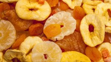 Dried fruits, including prunes, dried apricots and dried cranberries, can provide a tasty nutrient-rich snack, especially when they're not coated with sugar and portions are kept in check. But if you are sensitive to sulfites or have asthma, dried fruit can be problematic unless you choose organic brands, which don't contain the preservative sulfur dioxide.