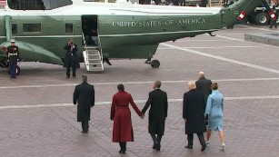 Trump, Obama depart inaugural ceremony 