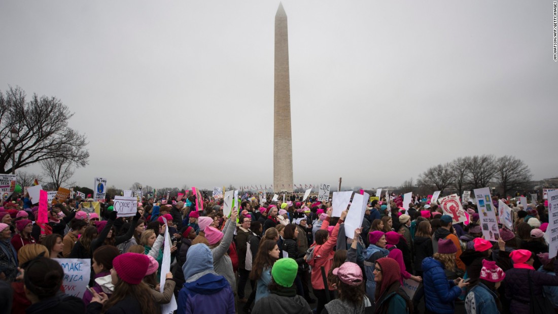 Canadians say they were denied entry to US for Women's March