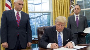 Trump advances controversial oil pipelines with executive action