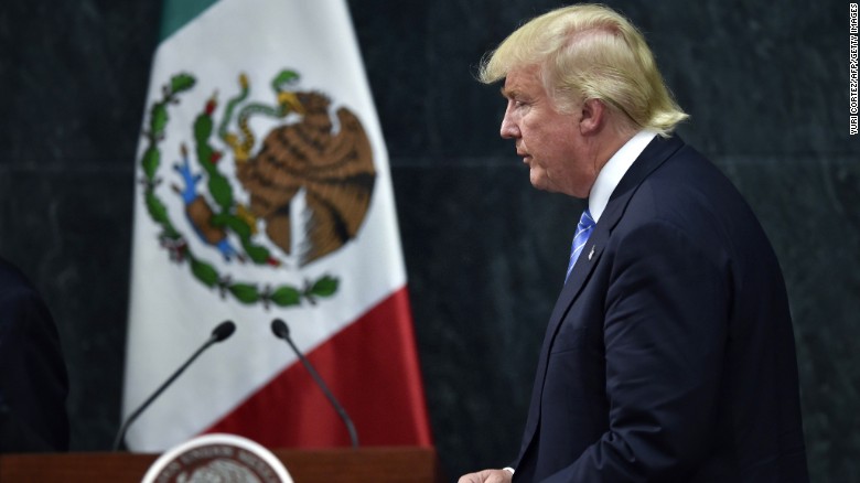 Trump signs executive actions on border wall