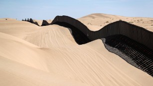 What the US-Mexico border looks like before Trump&#39;s wall