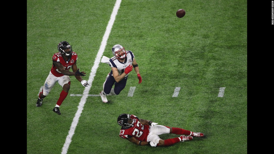 Julian Edelman's Unbelievable Catch Saves The Patriots - CNN.com