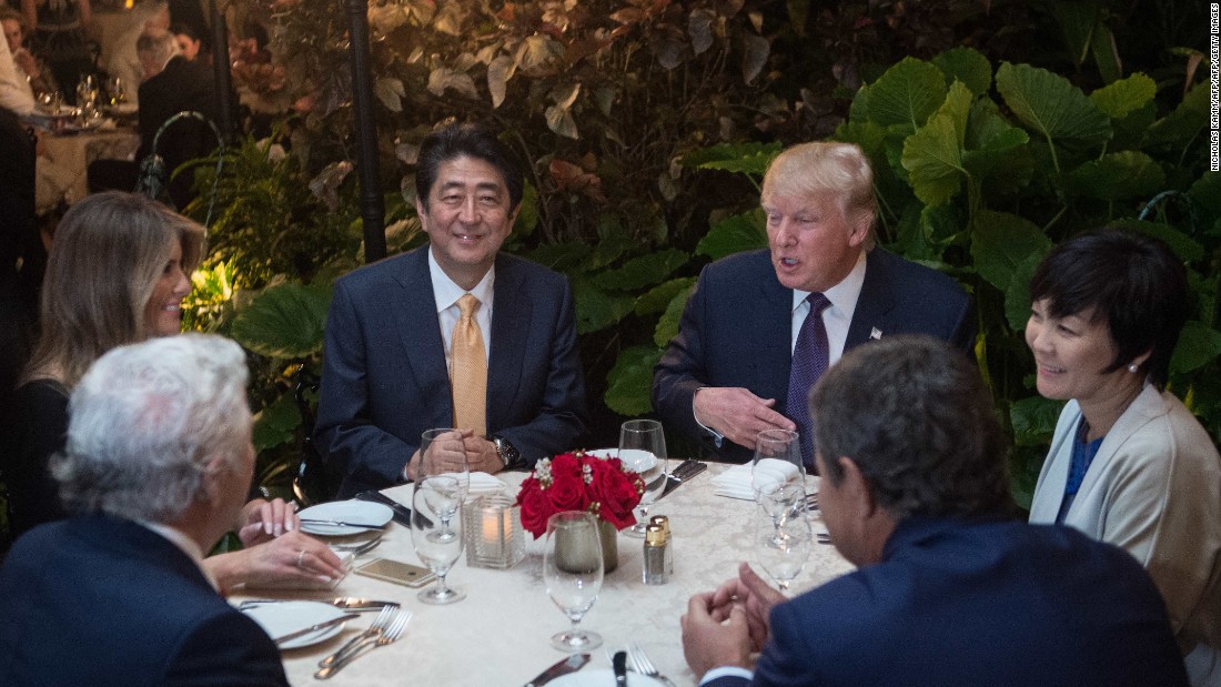 Trump Abe Mar A Lago Dining Room