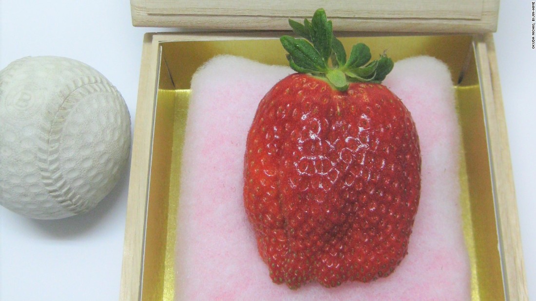 These tennis-ball sized Bijin-hime strawberries usually sell for around 500,000 yen ($4,395) each