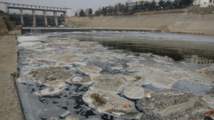Can China fix its mammoth water crisis before it&#39;s too late?