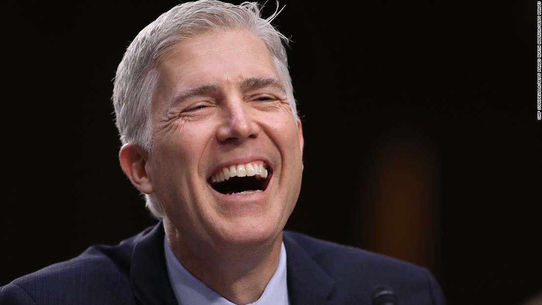 Gorsuch steers around Democrats' sharp questions at hearing Day 3
