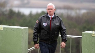 On North Korean border, Pence tells CNN US will drop &#39;failed policy&#39;