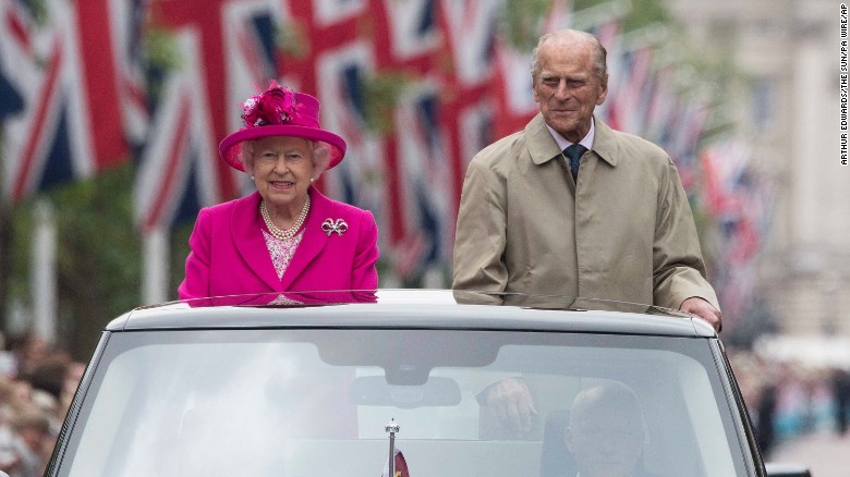  Queen Elizabeth II and the Duke of Edinburgh, who will no longer carry out public engagements from the autumn of this year, Buckingham Palace has announced. 