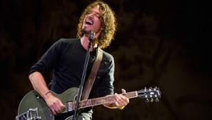 Chris Cornell&#39;s close friends remember his final days 