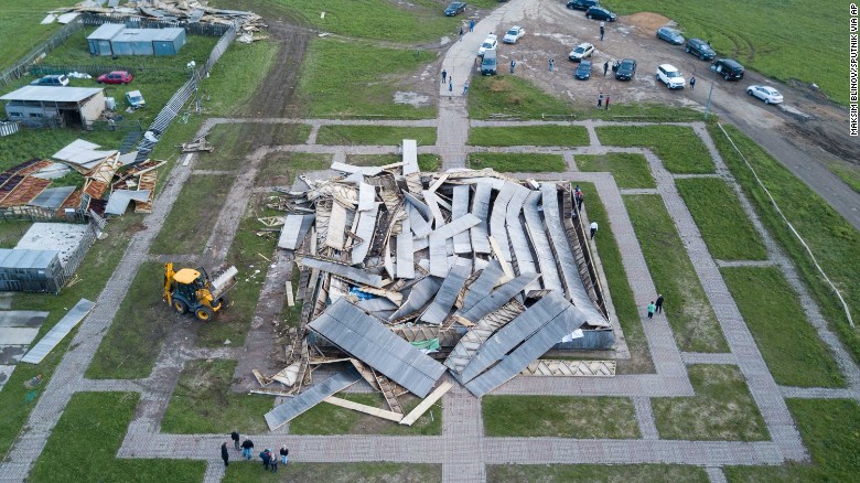Alexander Golod&#39;s pyramid in Istrinsky District, Moscow Region, was destroyed by the storm.