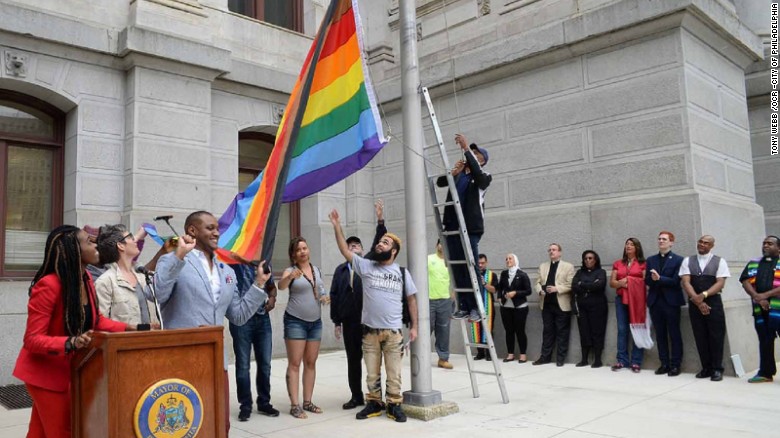 philadelphia unveils new gay pride flag