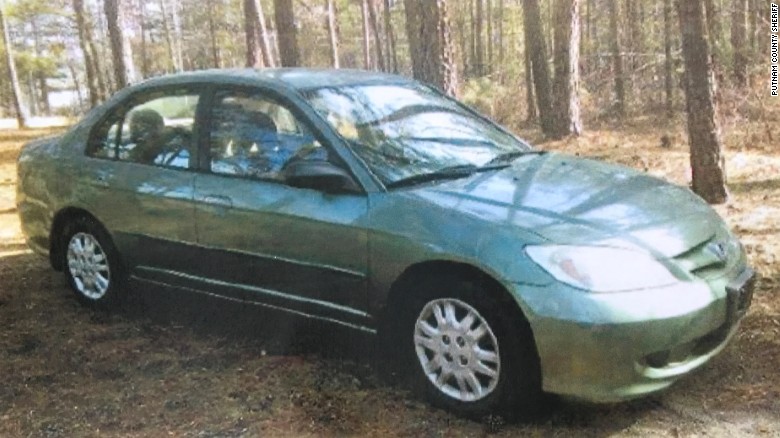 The escaped prisoners carjacked this 2004 Honda Civic, the Putnam County Sheriff&#39;s Office said.