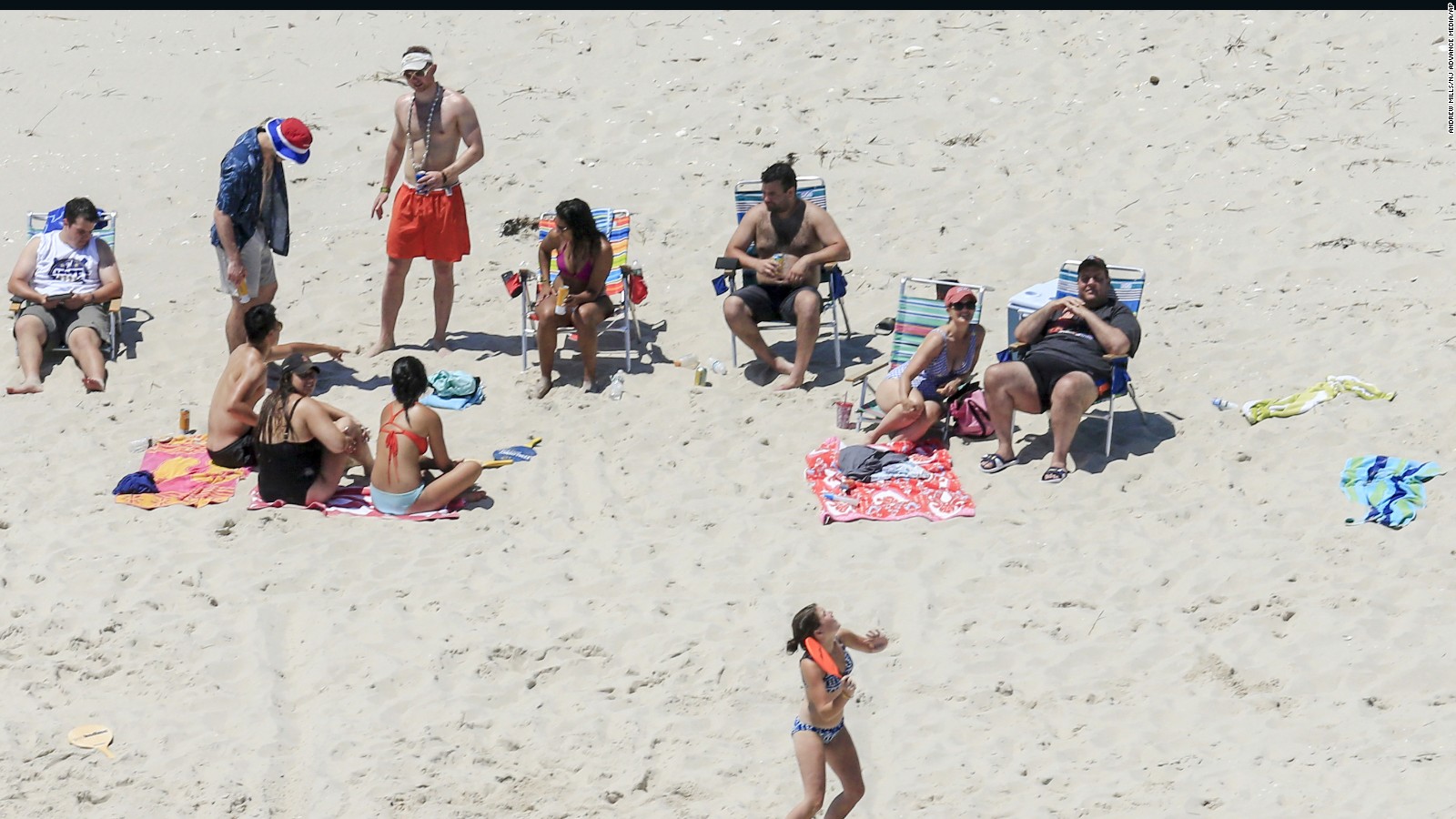 170703103526-03-chris-christie-beach-0702-full-169.jpg