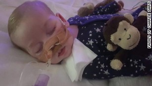 Pope&#39;s hospital offers to take in baby Charlie Gard