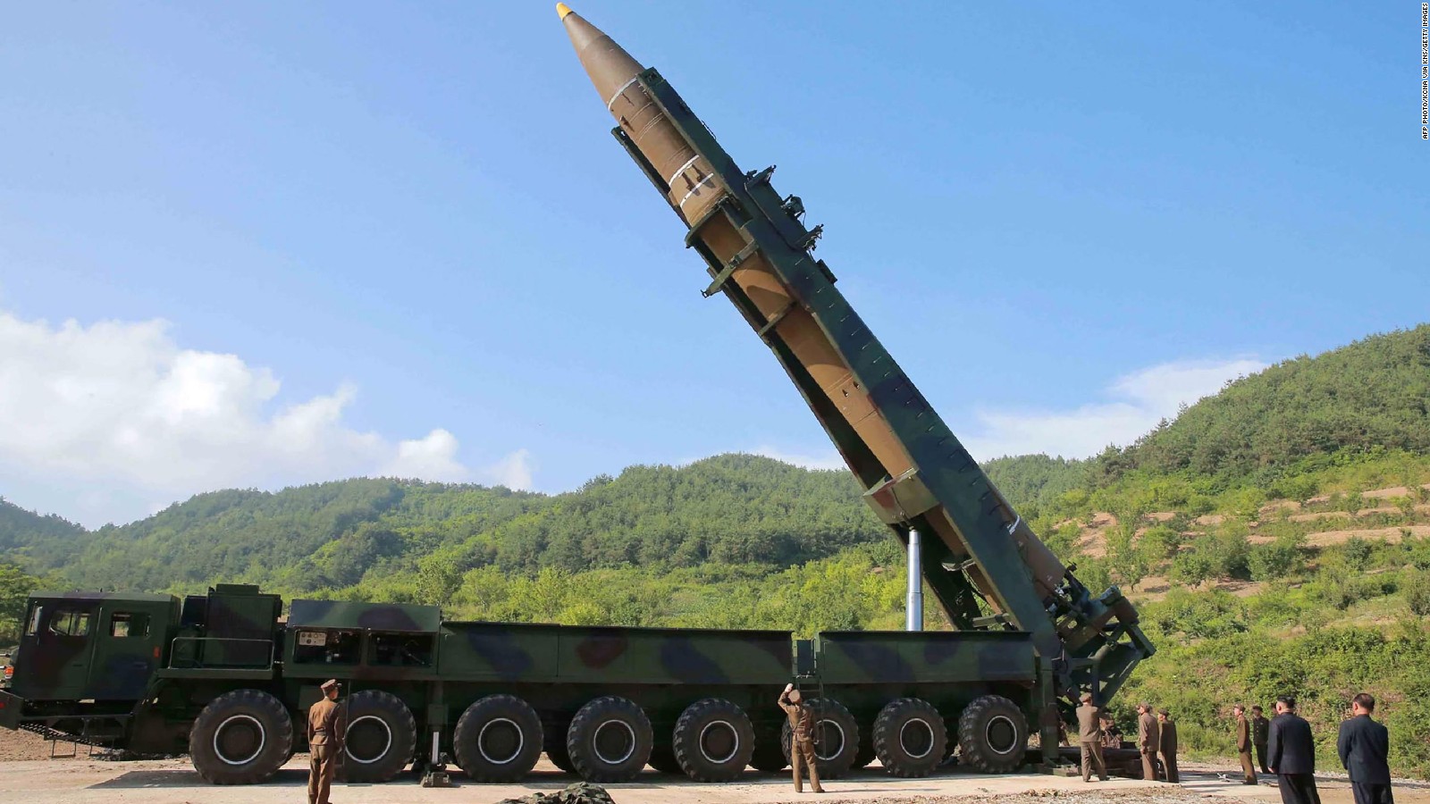 США: Украина продает ракеты Северной Корее. Украина: Это всё козни ФСБ! 
