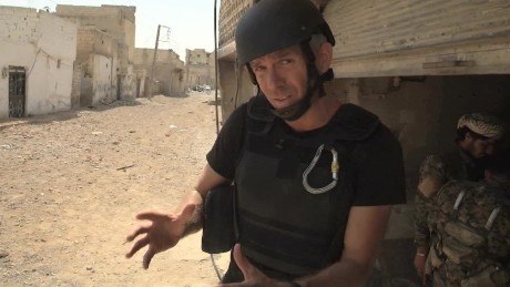 Inside Raqqa Old City after ISIS nick paton walsh _00005002