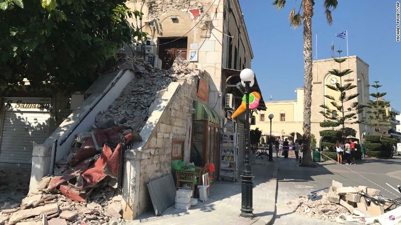 Earthquake off Greek and Turkish coasts kills two tourists