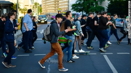 cell pedestrians hannover fixated screens cnn