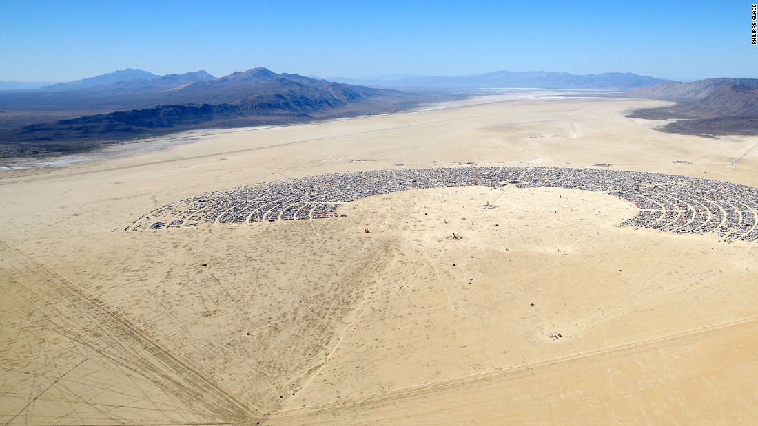 The Striking Temporary Palaces Of Burning Man - Cnn