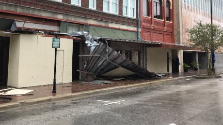 Harvey brings 'life-threatening' flooding