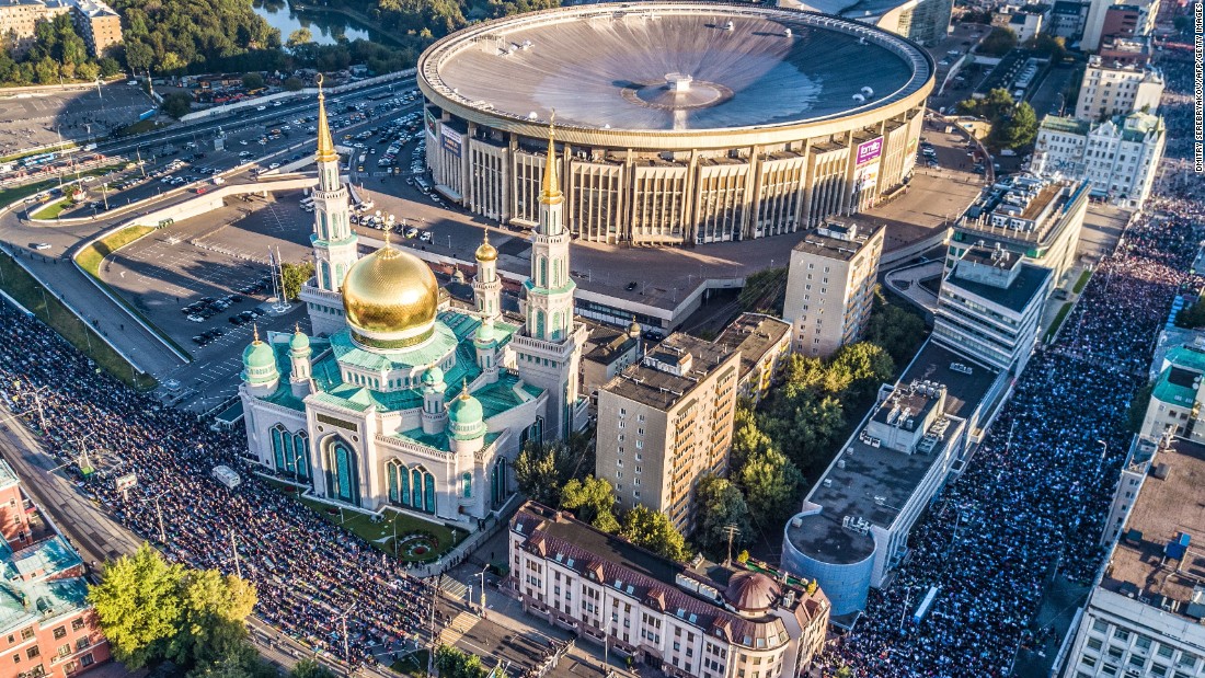 An aerial view of Russia&#39;s Muslim community praying in a street outside the Central Mosque during Eid al-Adha. 