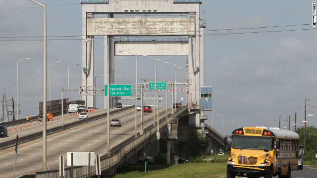 Ex-New Orleans cops get prison time in Danziger Bridge shootings - CNN.com