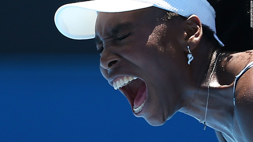 Serena Williams makes 10th straight grand slam semifinal at Australian Open