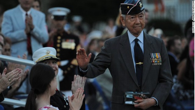 Major Kurt Chew-Een Lee, Asian-American Marines trailblazer dies at 88 ...