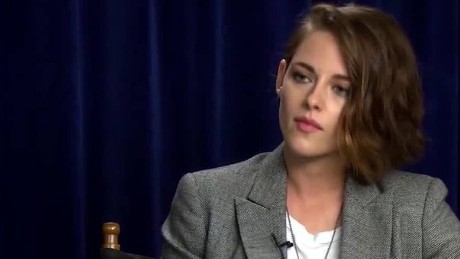 Kristen Stewart turns tables on sexist interviews - CNN Video