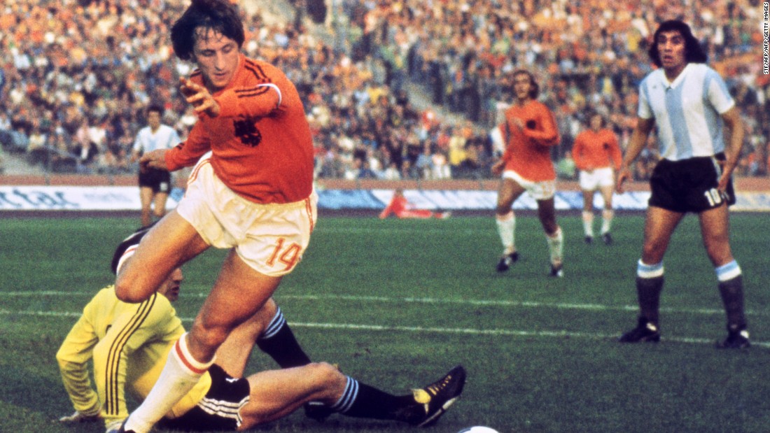 Cruyff reached the 1974 World Cup final with the Netherlands, who were lauded for their &#39;Total Football&#39; style, but were beaten 2-1 by West Germany