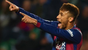 Neymar unveils his &#39;ultimate player&#39;