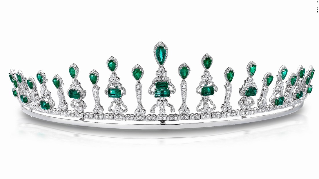 887-carat emerald up for auction - CNN